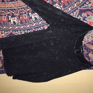 Long sleeve crop top